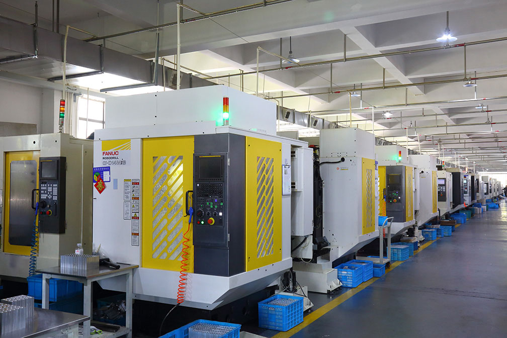 Bepto Pneumatic CNC production line for pneumatic component machining