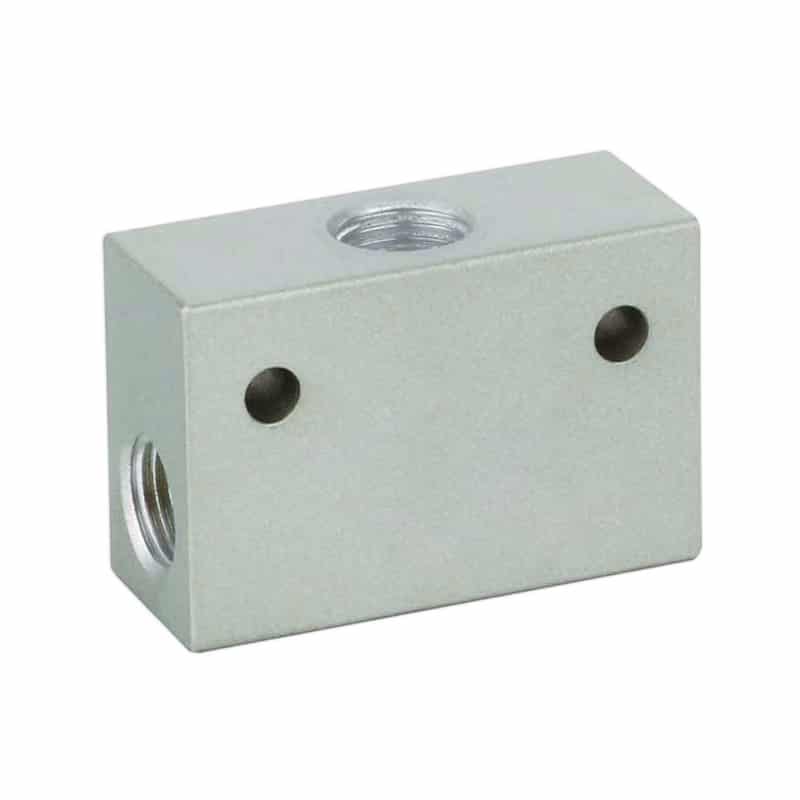 Pneumatic shuttle valve used for an OR signal path in a cascade control circuit