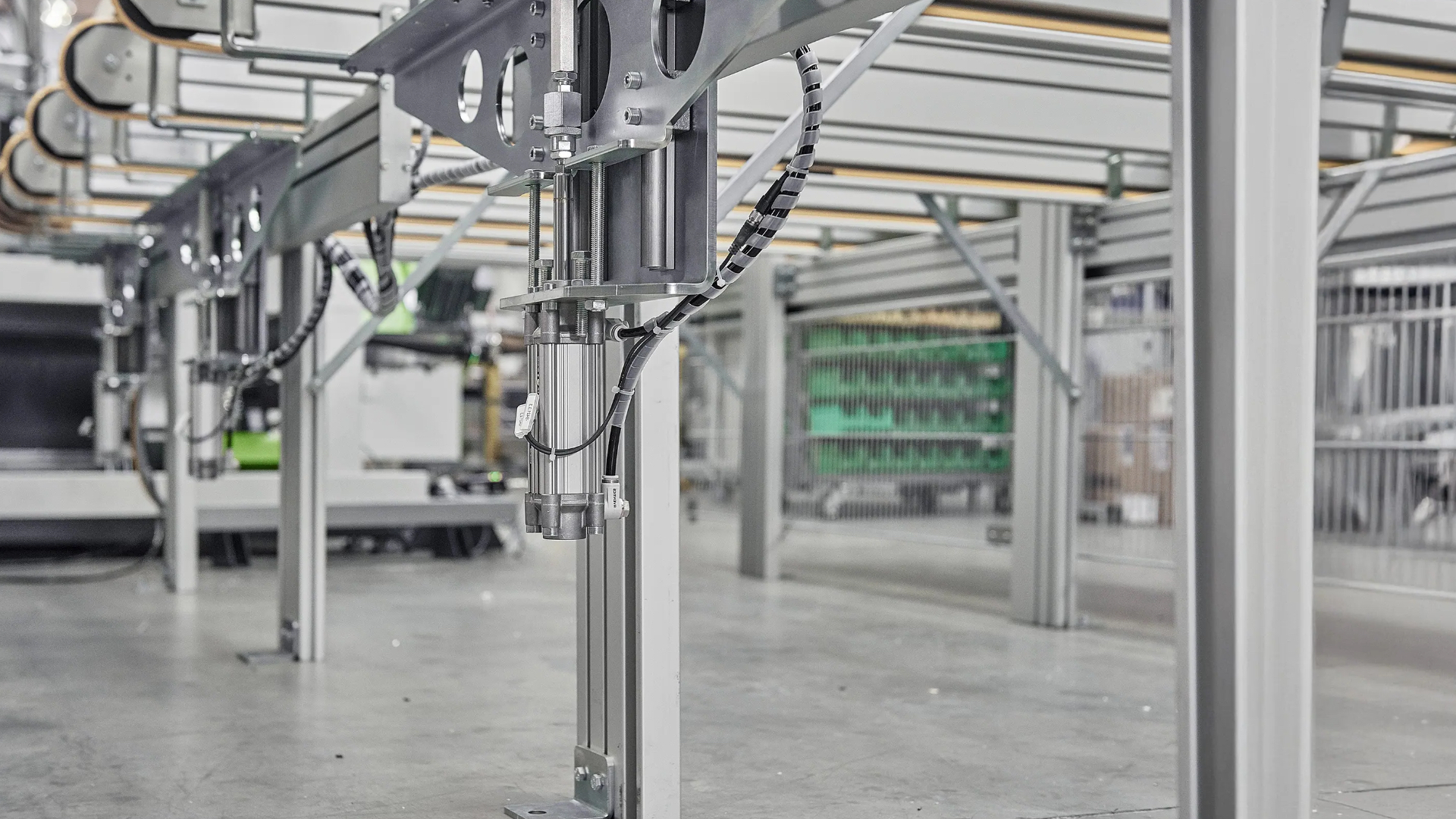 Pneumatic slide cylinder inspection and measurement equipment application